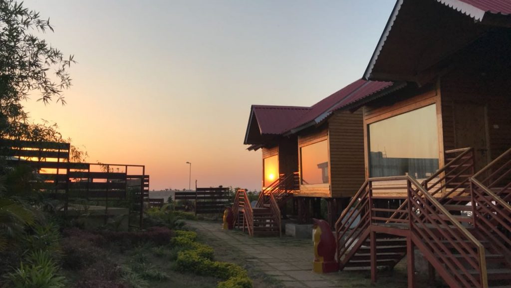 इंदिरा सागर पर्यटक परिसर, मध्‍यप्रदेश पर्यटन विकास विभाग, हनुवंतिया